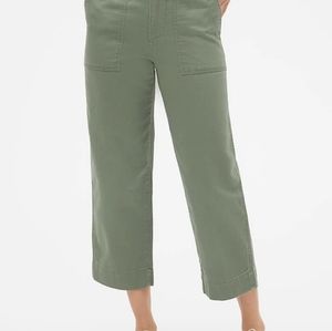 Gap High-Rise Straight Crop Pants